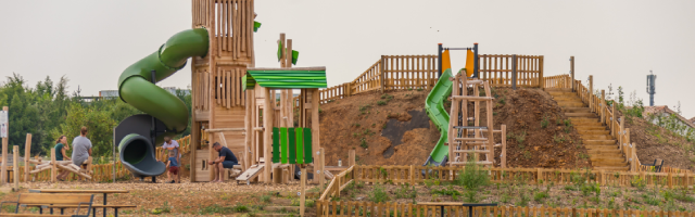 Parc des Montgorges aire de jeux pour enfants